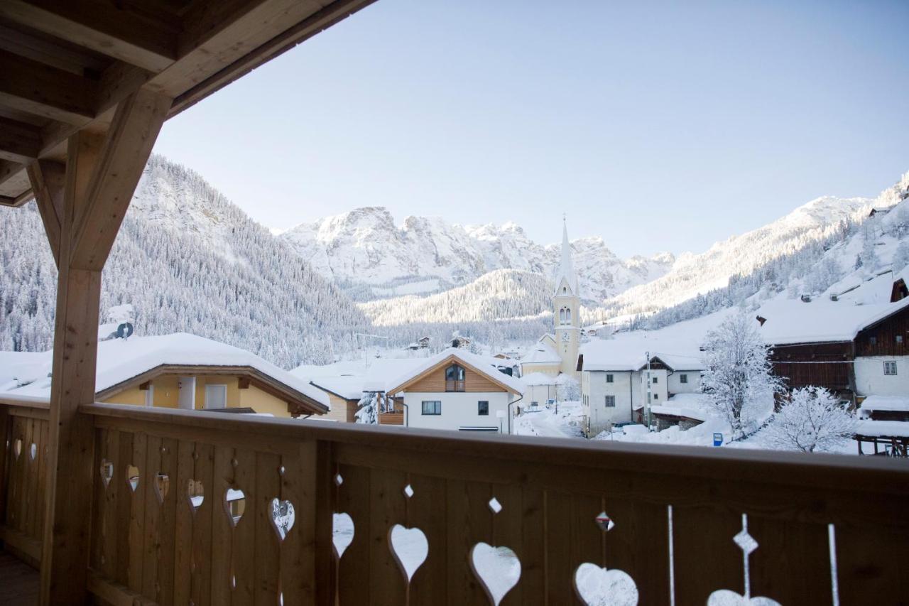 Berghotel Sanvi San Martino in Badia Eksteriør billede